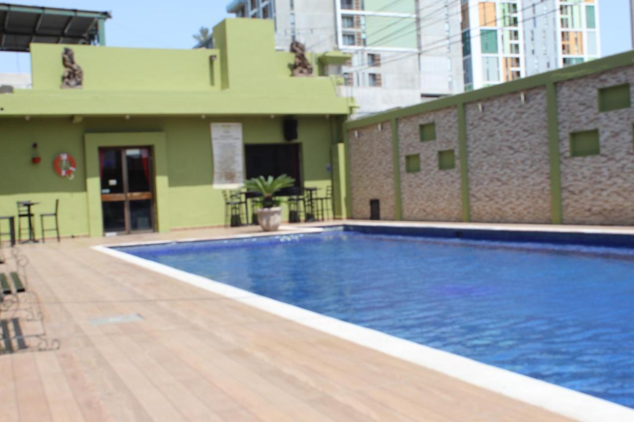 Hotel Grand Reyes Monterrey Dış mekan fotoğraf